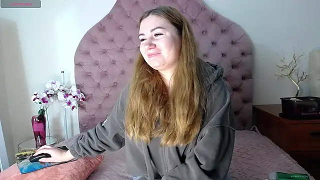  Agata  online show from 11/30/25, 07:20