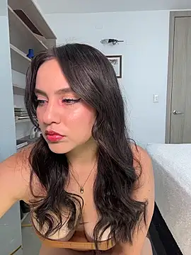 lunatorch online show from 04/23/26, 07:48