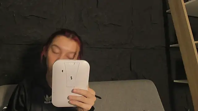 CleoWhite online show from 11/21/25, 10:53