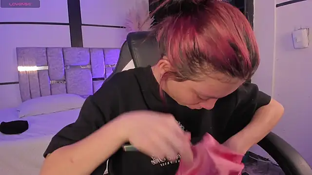 CleoWhite online show from 01/11/26, 09:22