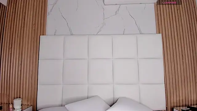 Meloddy Parkerr  online show from 02/22/26, 03:53