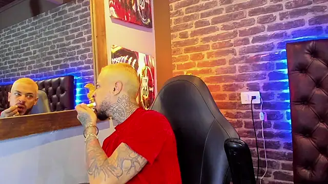 VinzenzRizzo online show from 12/17/25, 04:28