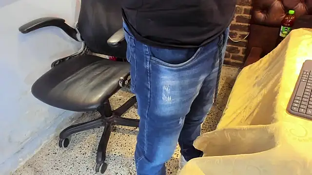 VinzenzRizzo online show from 10/27/25, 05:30