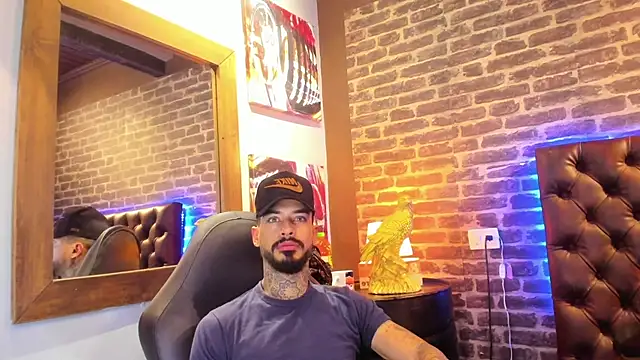 VinzenzRizzo online show from 11/12/25, 03:32