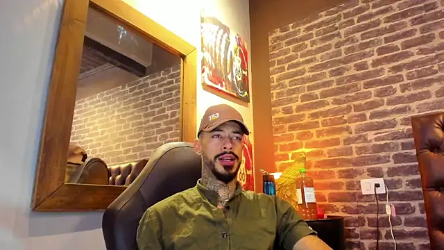 VinzenzRizzo online show from 10/25/25, 05:50