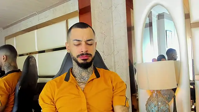 VinzenzRizzo online show from 11/26/25, 04:23