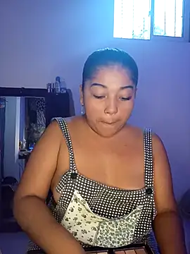 angelHeath13 online show from 10/26/25, 10:32