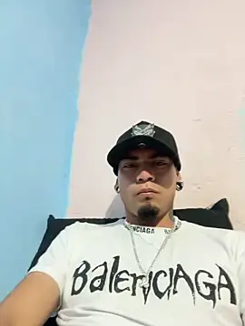 Ricardo2334 online show from 02/26/26, 04:01