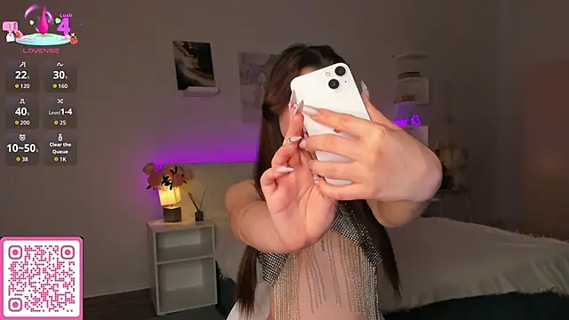 ShyEmma  online show from 11/08/25, 01:09