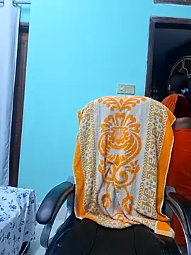 Bristy- online show from 12/18/25, 04:22