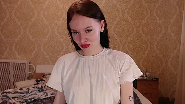 Kitkaat00 online show from 10/30/25, 11:08