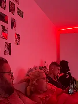 mrandmrsdarkside online show from 09/11/25, 07:47