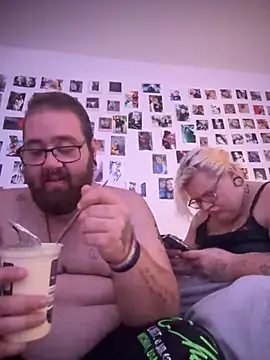 mrandmrsdarkside online show from 10/10/25, 08:42