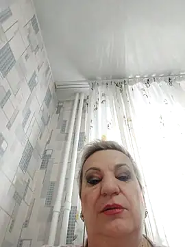 StarNicole online show from 12/21/25, 06:26