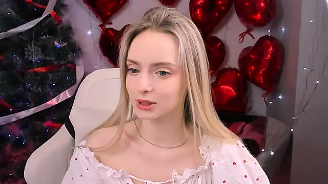 JuliaBrewwer online show from 02/13/26, 04:07