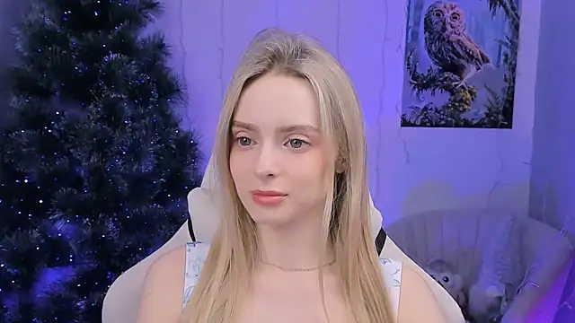 JuliaBrewwer online show from 12/15/25, 01:39