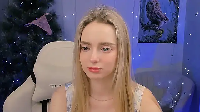 JuliaBrewwer online show from 12/22/25, 02:06