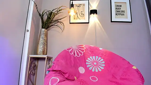 dulce fiore07 online show from 10/01/25, 12:42