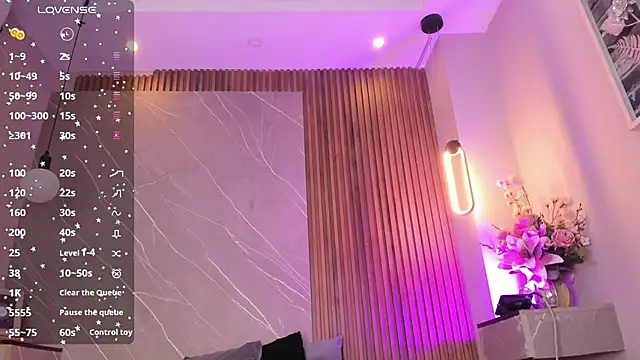 Snapshot of dulce_fiore07 chatting on 11/27/25, 07:36 dulce fiore07 online show from 11/27/25, 07:36