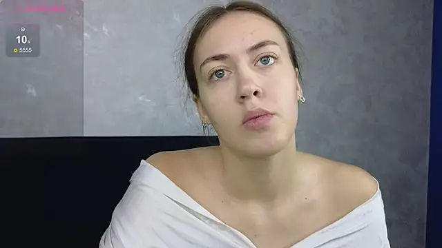 SaraMoren0 online show from 09/24/25, 04:52