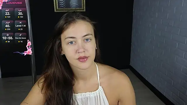 SaraMoren0 online show from 10/15/25, 05:28