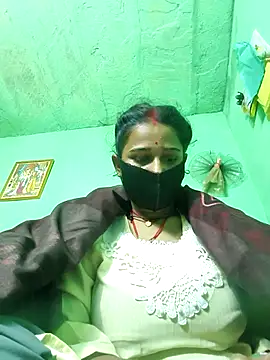 PIHU999 online show from 12/18/25, 04:17