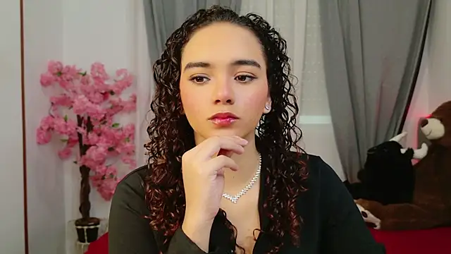 Snapshot of Taylor_Tina chatting on 10/08/25, 03:35 Taylor Tina online show from 10/08/25, 03:35