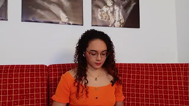 Taylor Tina online show from 02/15/26, 08:19