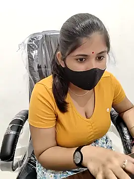 Snapshot of MISS_RIYA14 chatting on 09/27/25, 10:21 MISS RIYA14 online show from 09/27/25, 10:21