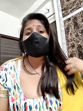 Snapshot of MISS_RIYA14 chatting on 09/19/25, 05:17 MISS RIYA14 online show from 09/19/25, 05:17