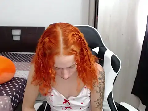 Dayanna adams online show from 04/15/26, 03:05