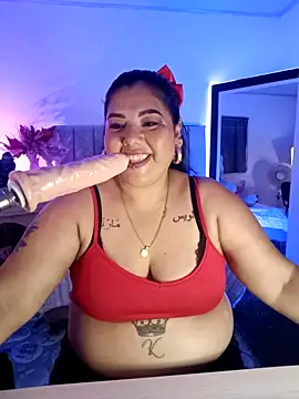 AndreaKinky online show from 11/30/25, 08:15