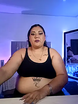 AndreaKinky online show from 12/17/25, 08:52