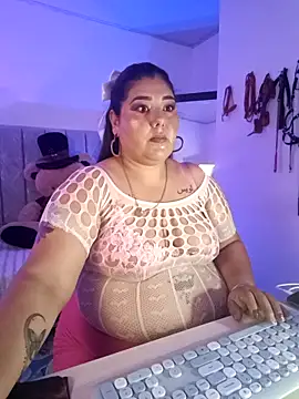 AndreaKinky online show from 11/26/25, 08:14