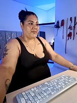 AndreaKinky online show from 10/10/25, 08:15