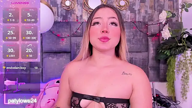 Snapshot of PatyLawrence chatting on 01/14/26, 04:49 PatyLawrence online show from 01/14/26, 04:49