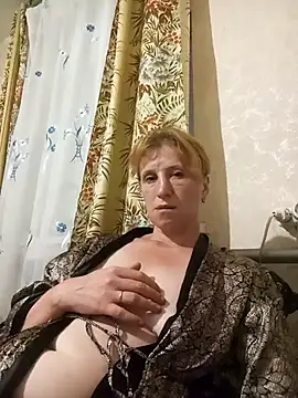 Flower2931 online show from 09/18/25, 07:28