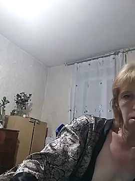 Flower2931 online show from 06/07/26, 07:08