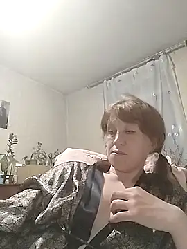 Flower2931 online show from 05/03/26, 07:17