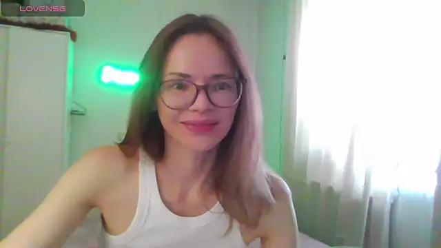 Snapshot of SEA_Dream chatting on 03/26/26, 05:17 SEA Dream online show from 03/26/26, 05:17