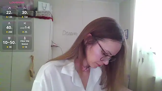 Snapshot of SEA_Dream chatting on 03/13/26, 09:03 SEA Dream online show from 03/13/26, 09:03