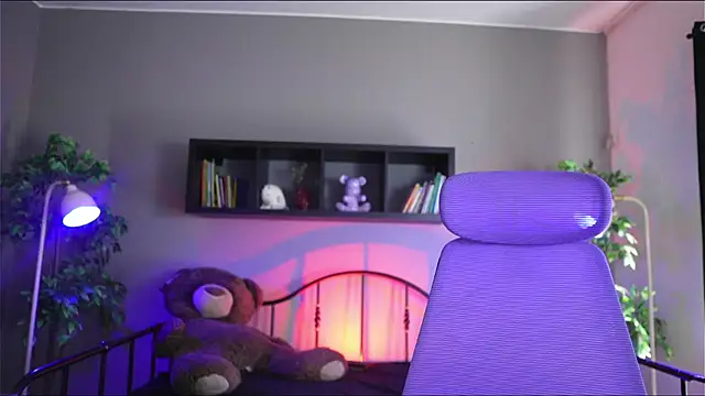 Sabrina bloom online show from 11/04/25, 01:48