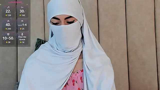  Zahiira  online show from 01/09/26, 12:12