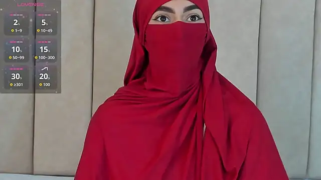 Snapshot of _Zahiira_ chatting on 11/19/25, 11:54 Zahiira online show from 11/19/25, 11:54