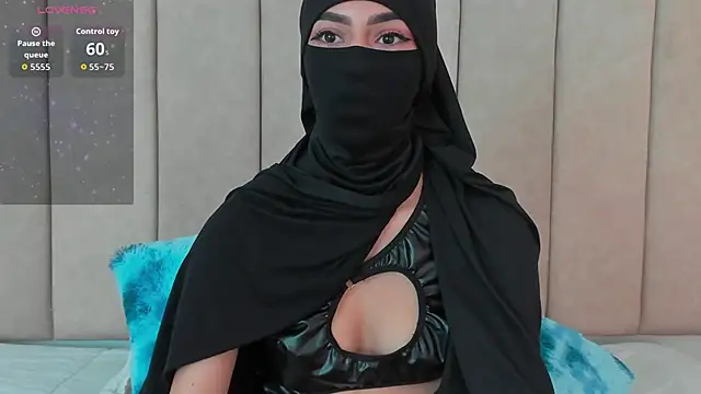  Zahiira  online show from 02/23/26, 12:28