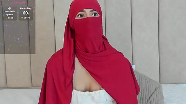  Zahiira  online show from 03/07/26, 11:59