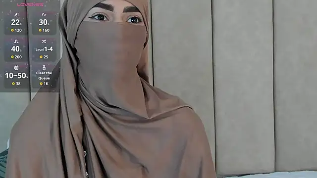 Snapshot of _Zahiira_ chatting on 11/12/25, 11:58 Zahiira online show from 11/12/25, 11:58