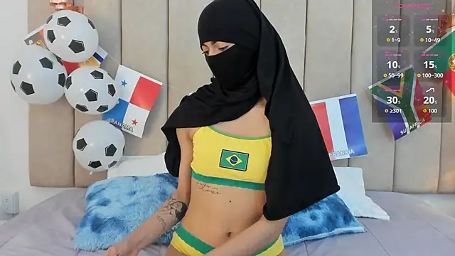  Zahiira  online show from 06/20/26, 12:10