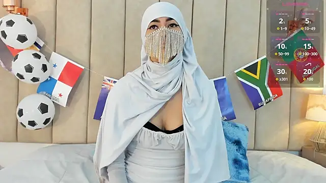  Zahiira  online show from 07/10/26, 12:05