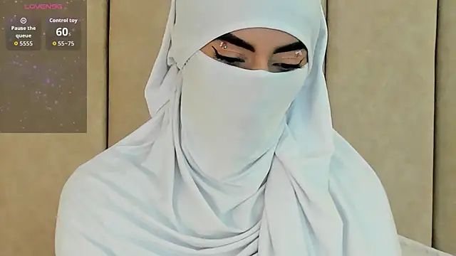 Snapshot of _Zahiira_ chatting on 09/12/25, 11:43 Zahiira online show from 09/12/25, 11:43